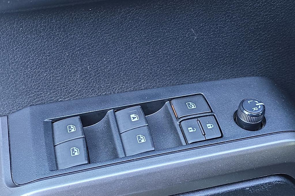 Thumbnail: 2022 Toyota Tacoma - 21