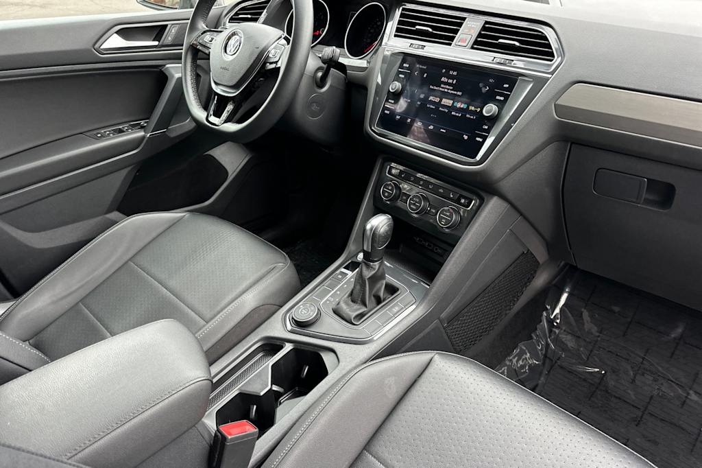 Thumbnail: 2020 Volkswagen Tiguan - 11