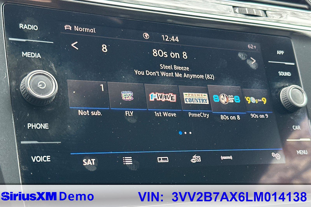 Thumbnail: 2020 Volkswagen Tiguan - 29