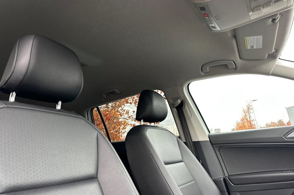 Thumbnail: 2020 Volkswagen Tiguan - 22