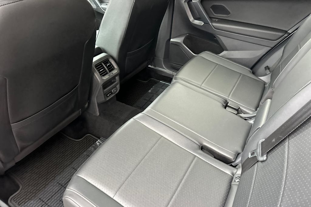 Thumbnail: 2020 Volkswagen Tiguan - 9