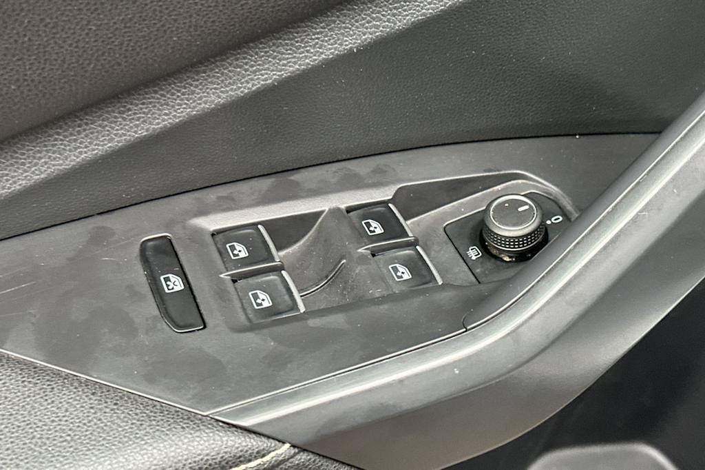 Thumbnail: 2024 Volkswagen Jetta - 21