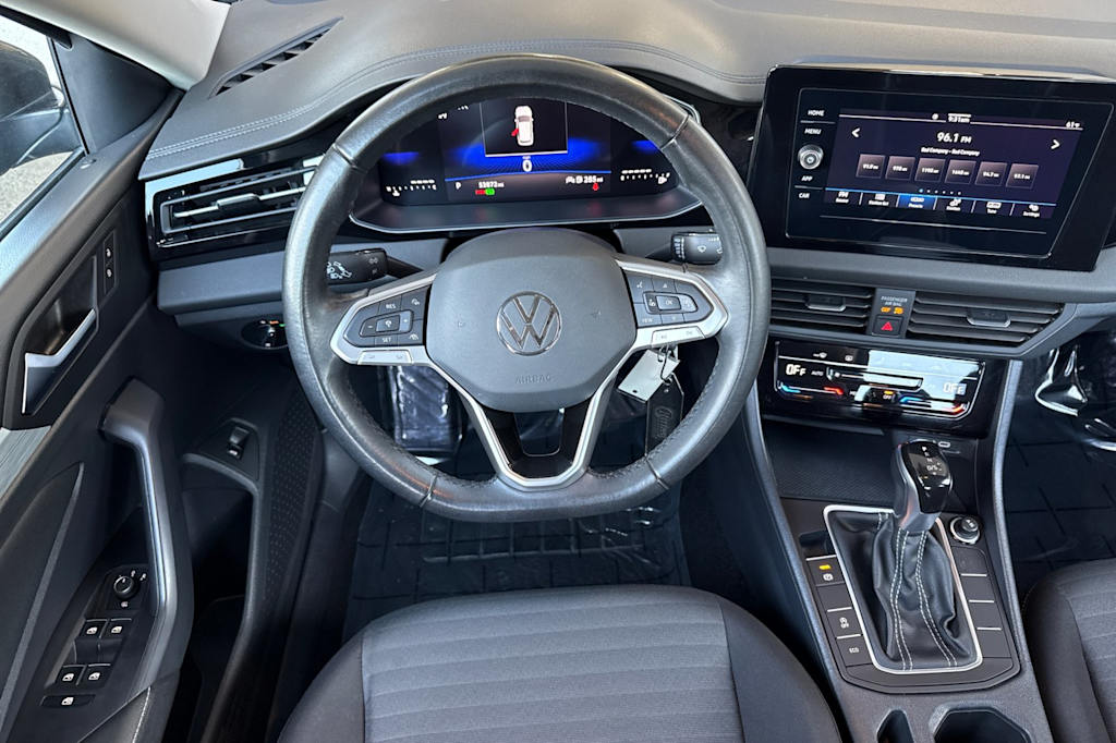 Thumbnail: 2025 Volkswagen Jetta - 11