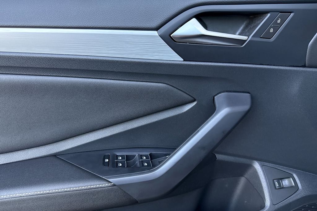 Thumbnail: 2025 Volkswagen Jetta - 20