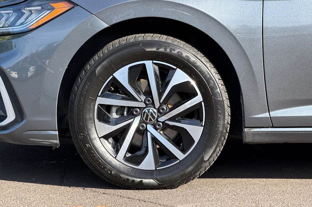 Thumbnail: 2025 Volkswagen Jetta - 8