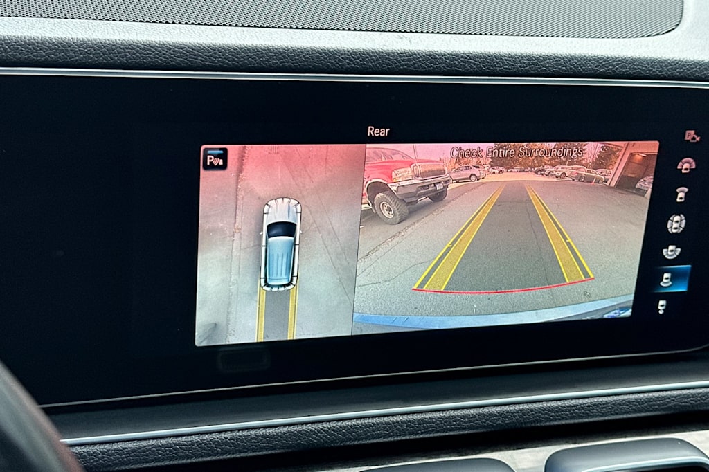 Thumbnail: 2020 Mercedes-Benz GLE - 24