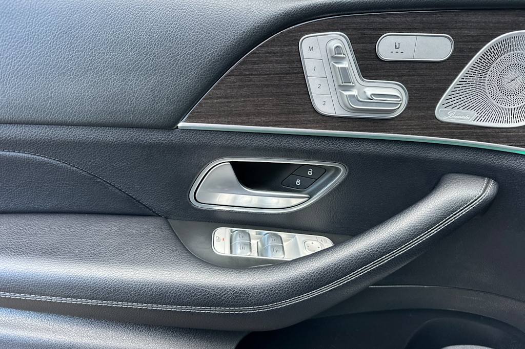 Thumbnail: 2020 Mercedes-Benz GLE - 20