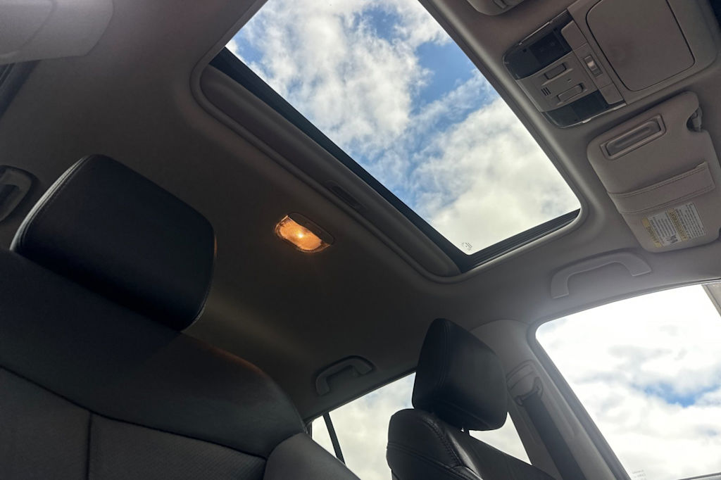 Thumbnail: 2013 Subaru Outback - 23