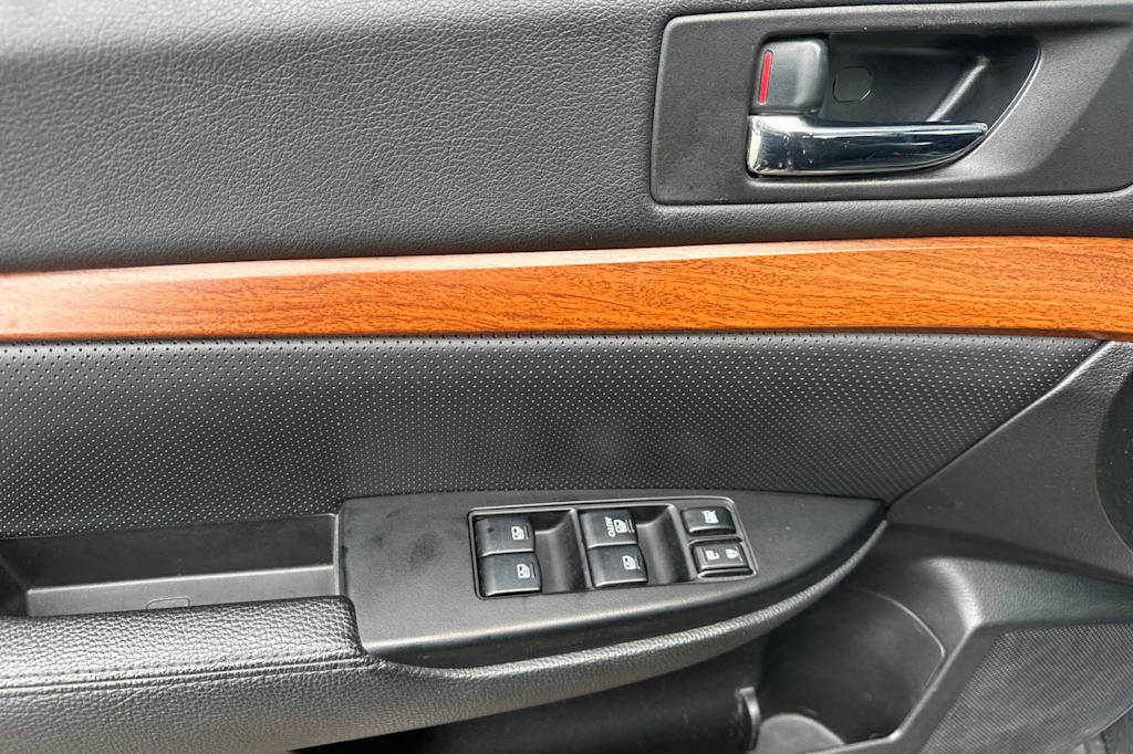 Thumbnail: 2013 Subaru Outback - 21