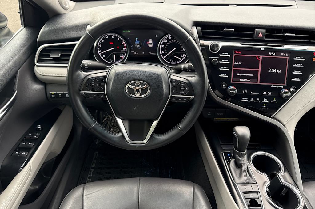 Thumbnail: 2018 Toyota Camry - 11