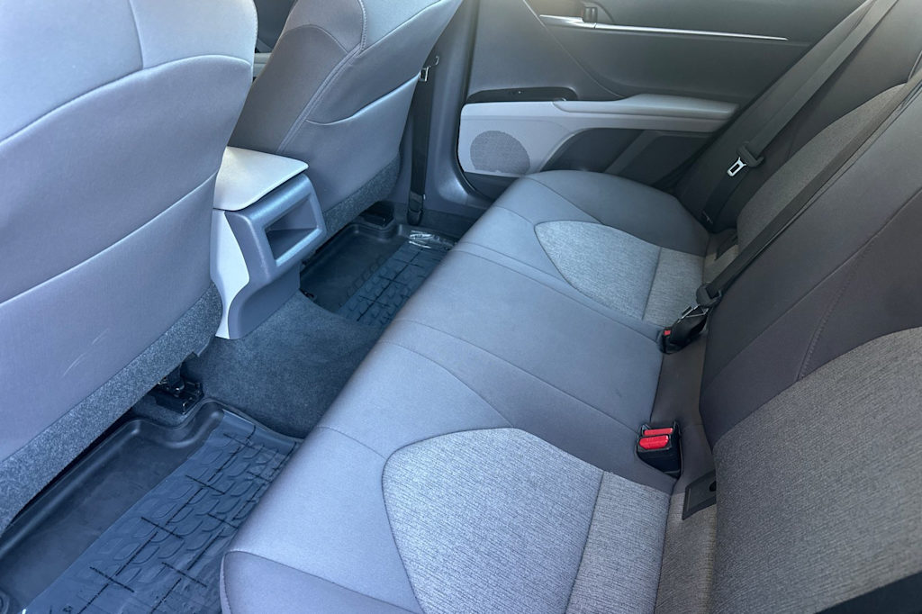 Thumbnail: 2018 Toyota Camry - 12