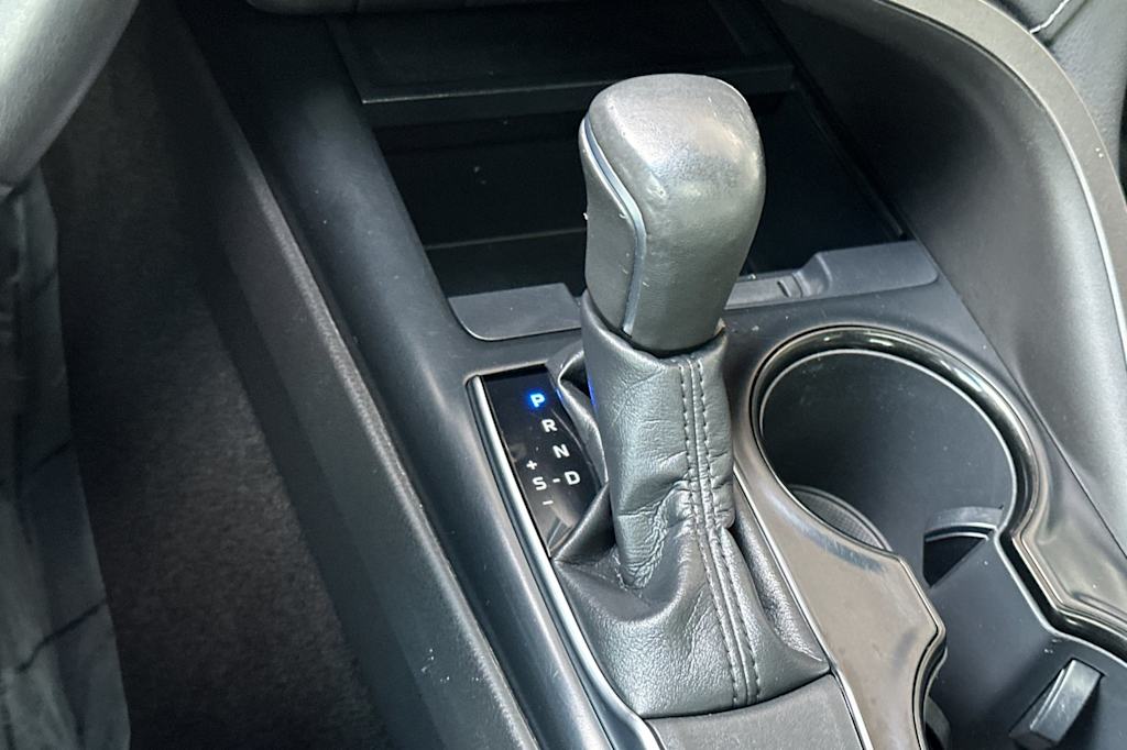 Thumbnail: 2018 Toyota Camry - 13