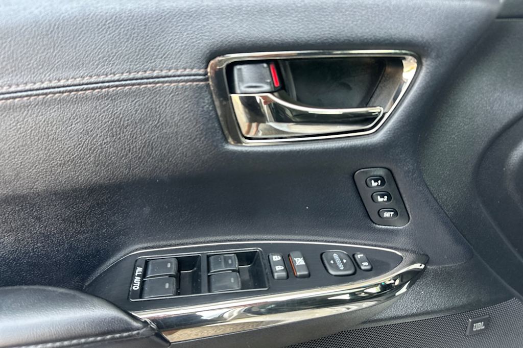 Thumbnail: 2016 Toyota Avalon - 20