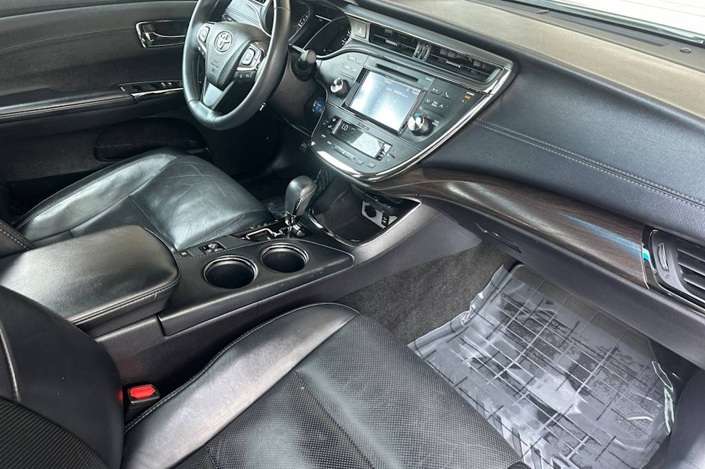 Thumbnail: 2016 Toyota Avalon - 12