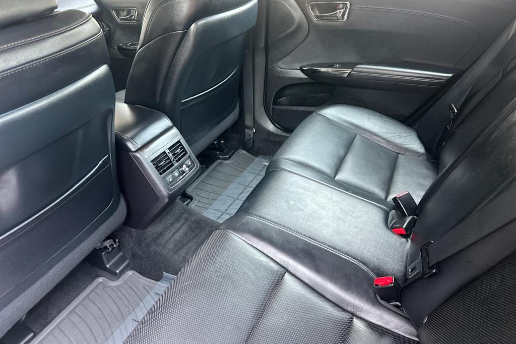 Thumbnail: 2016 Toyota Avalon - 10