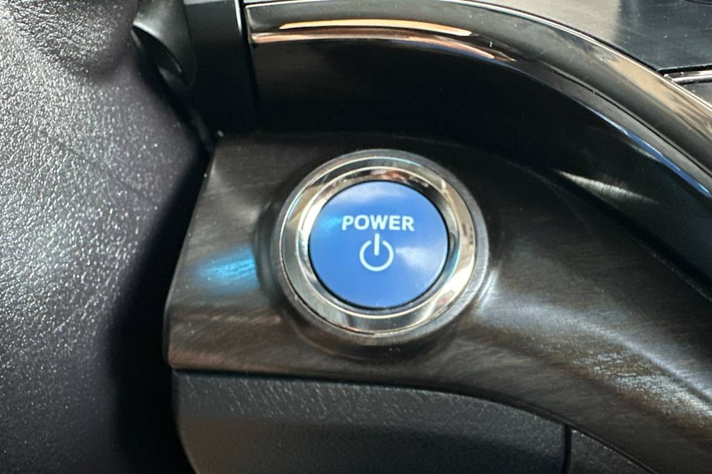 Thumbnail: 2016 Toyota Avalon - 26