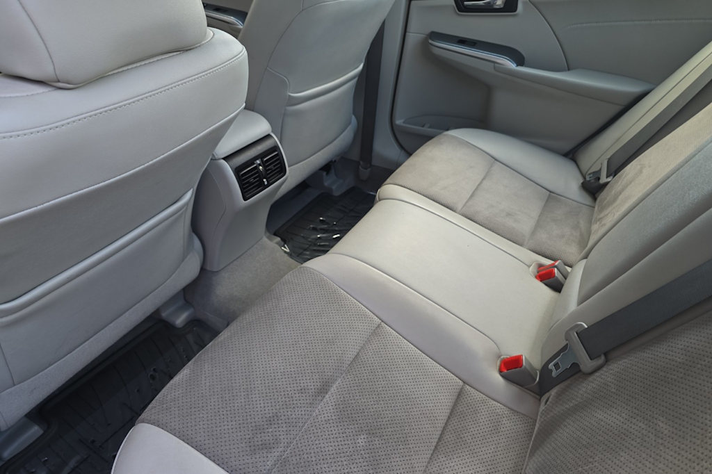 Thumbnail: 2014 Toyota Camry - 10