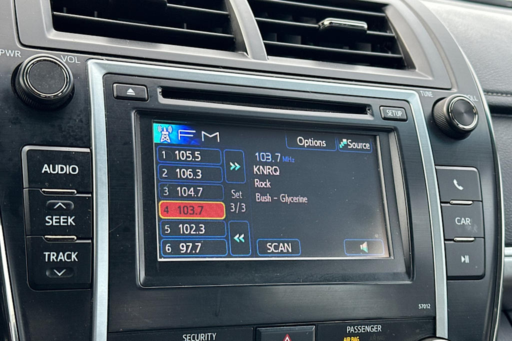 Thumbnail: 2012 Toyota Camry - 12