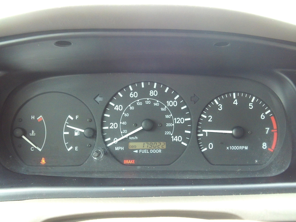 Thumbnail: 2001 Toyota Camry - 4