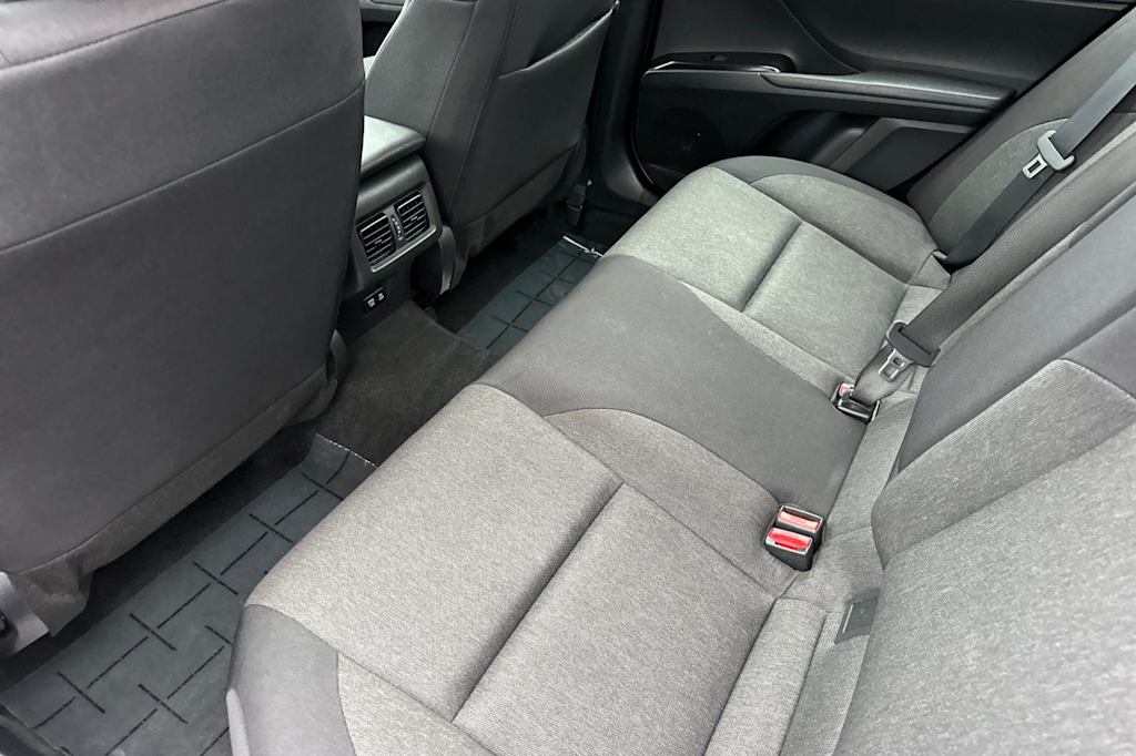 Thumbnail: 2025 Toyota Camry - 10