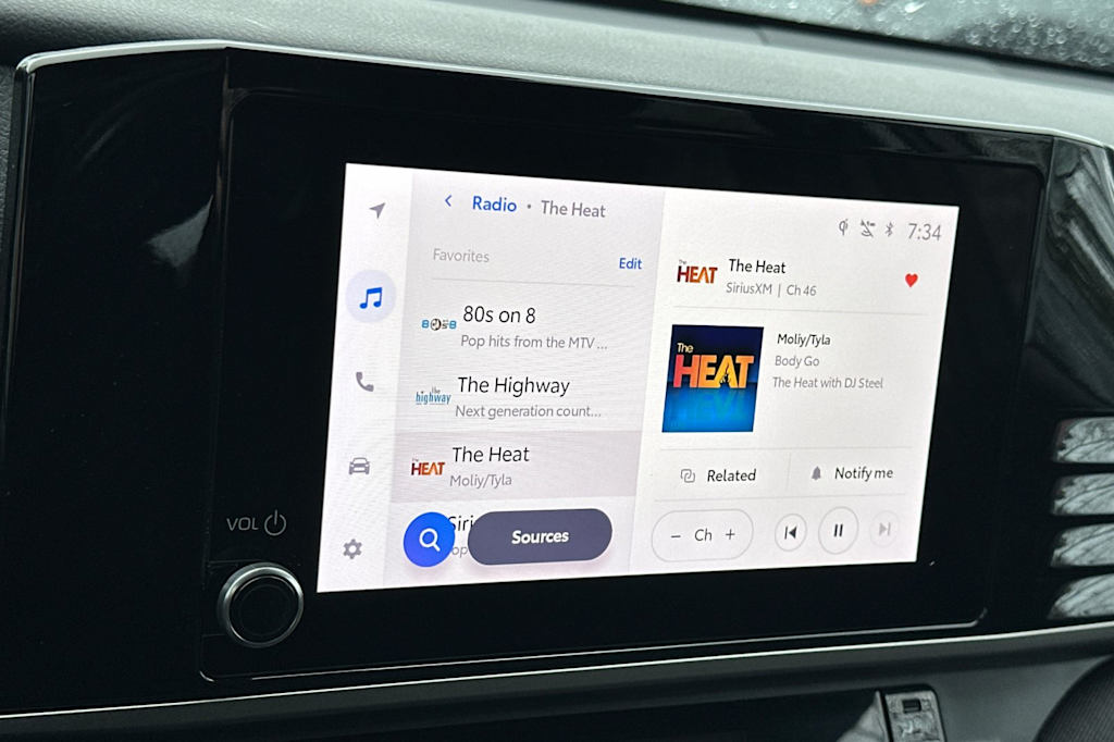 Thumbnail: 2025 Toyota Camry - 13