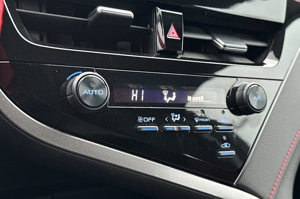 Thumbnail: 2024 Toyota Camry - 24