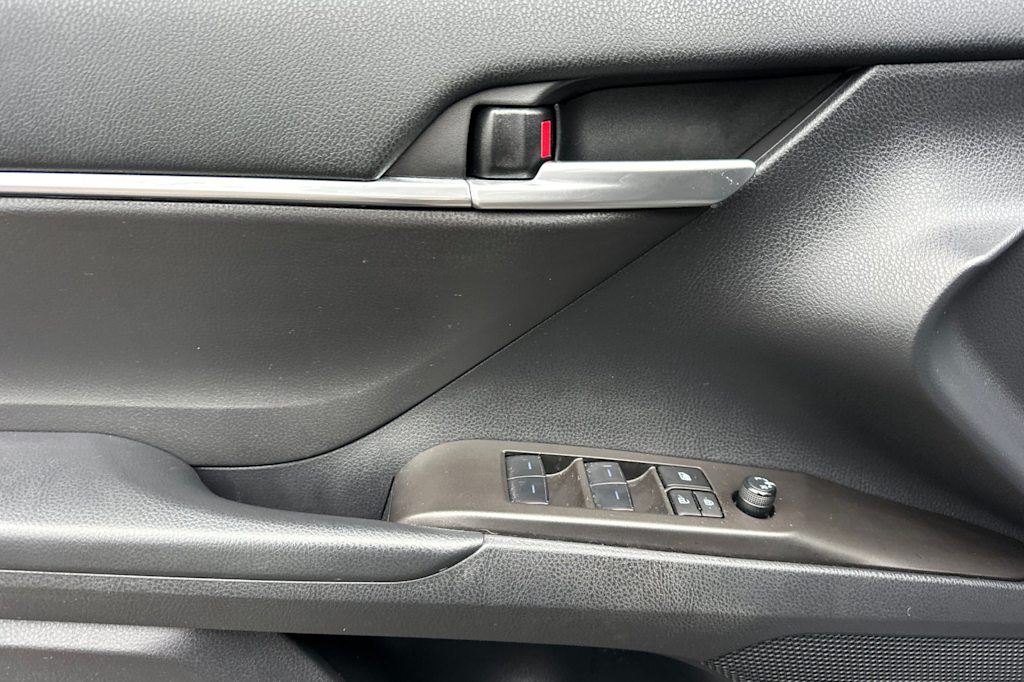 Thumbnail: 2024 Toyota Camry - 20