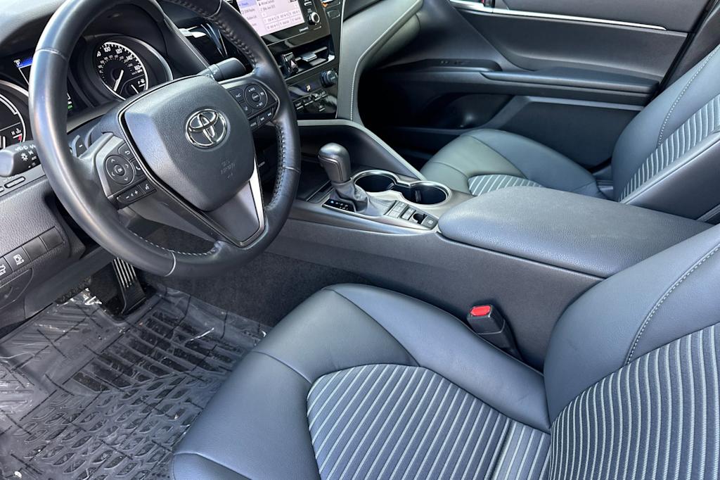 Thumbnail: 2024 Toyota Camry - 9