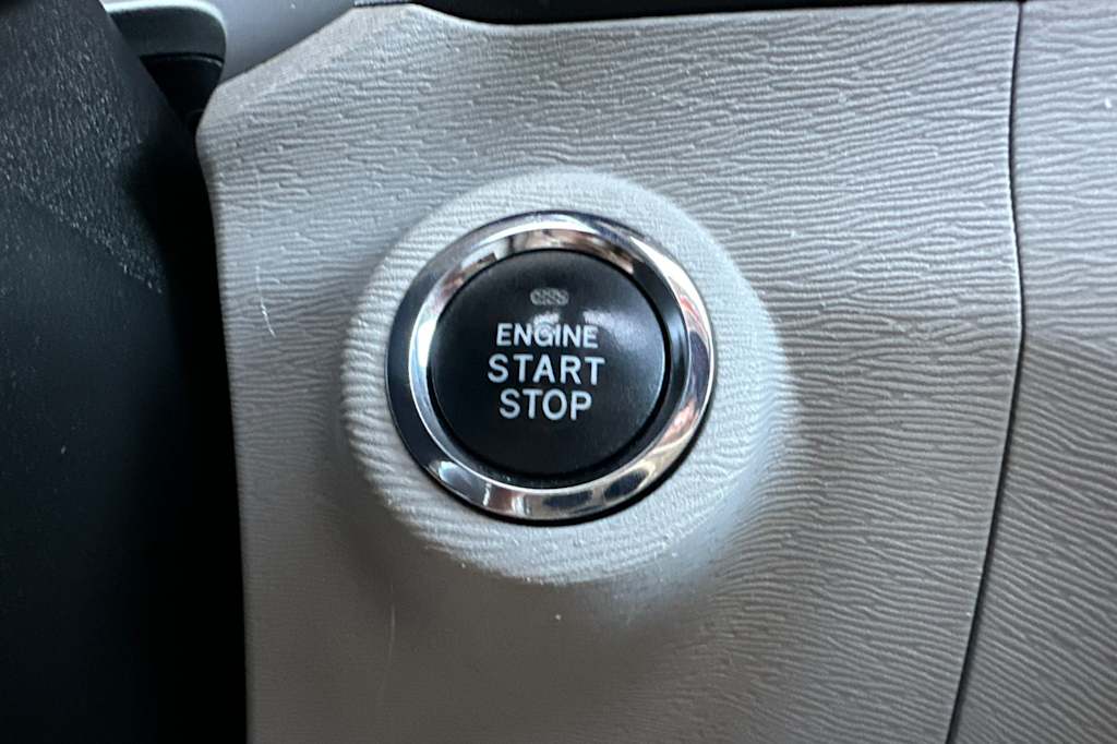 Thumbnail: 2012 Toyota Venza - 24