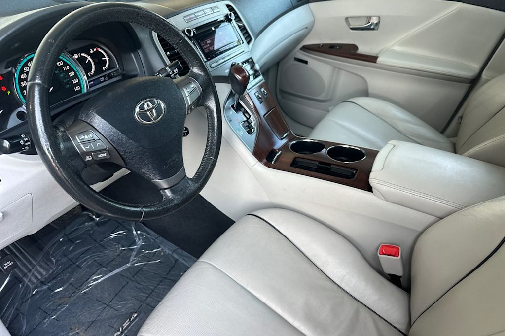 Thumbnail: 2012 Toyota Venza - 9