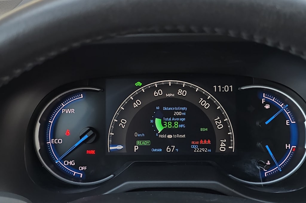 Thumbnail: 2023 Toyota RAV4 - 15