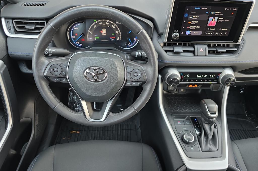 Thumbnail: 2023 Toyota RAV4 - 8