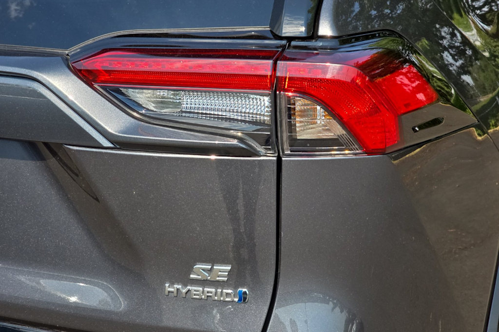 Thumbnail: 2023 Toyota RAV4 - 28