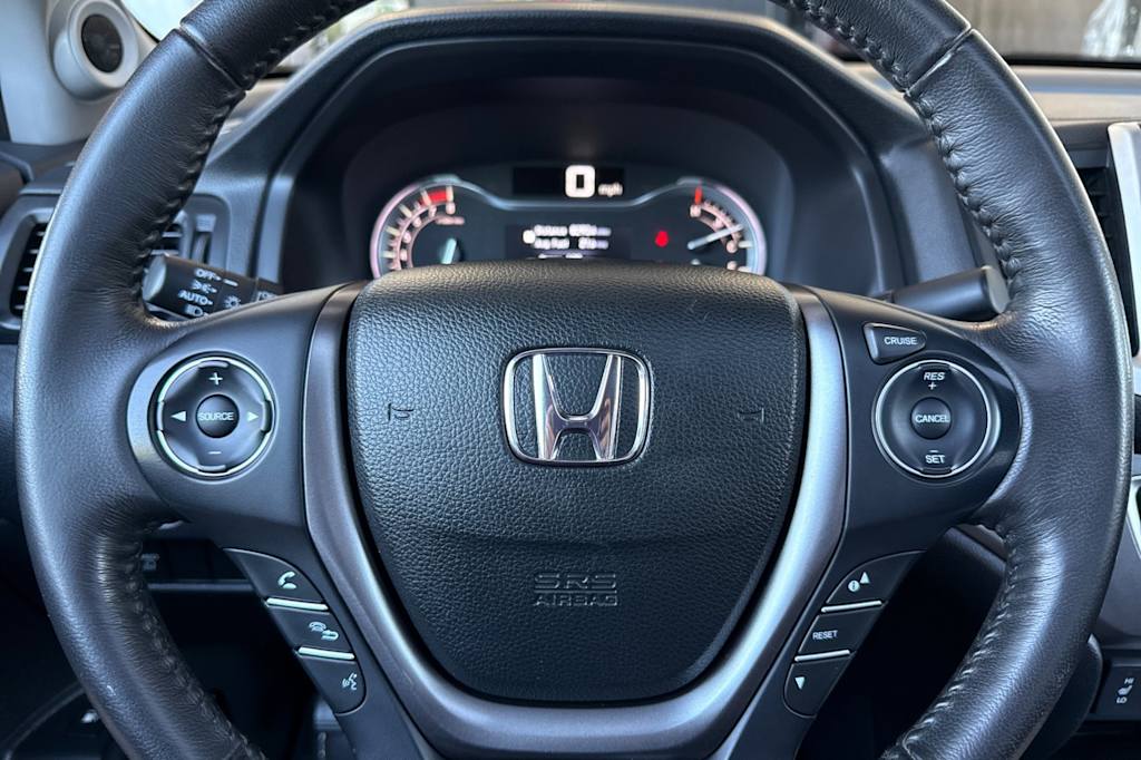Thumbnail: 2019 Honda Ridgeline - 26