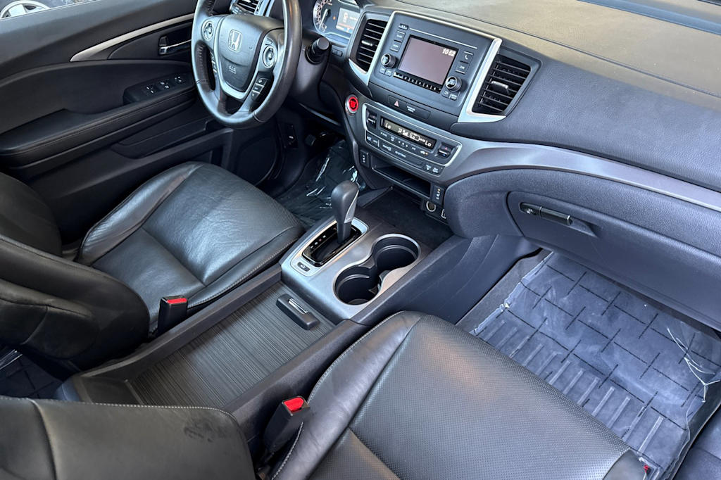 Thumbnail: 2019 Honda Ridgeline - 12