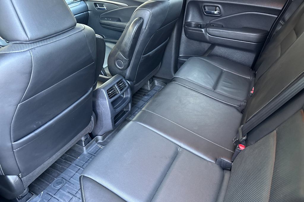 Thumbnail: 2019 Honda Ridgeline - 11