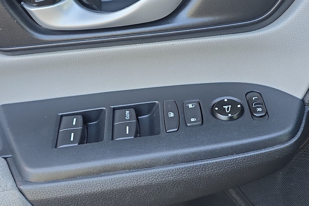 Thumbnail: 2020 Honda CR-V - 23