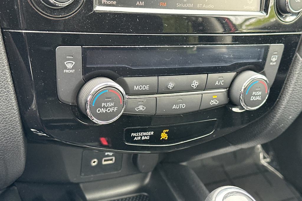 Thumbnail: 2020 Nissan Rogue - 27