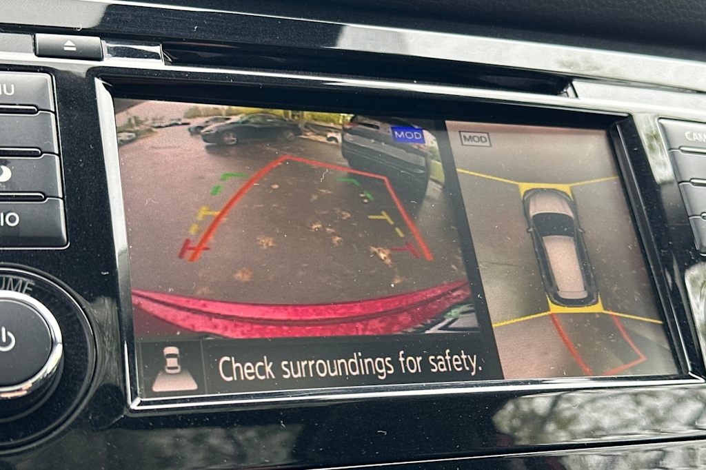 Thumbnail: 2020 Nissan Rogue - 26