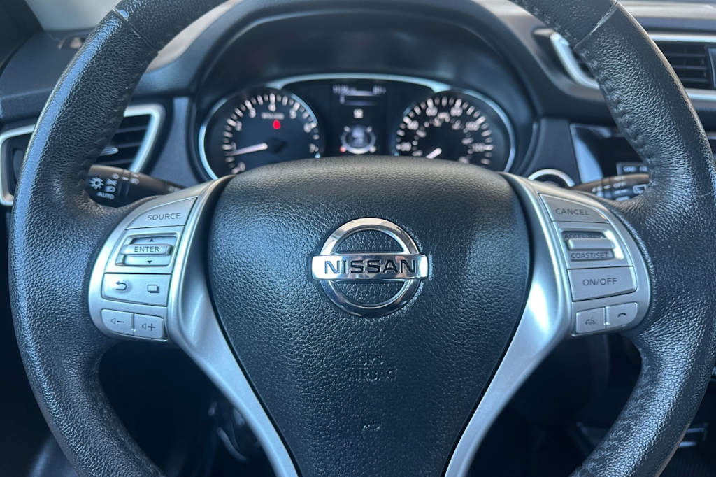 Thumbnail: 2016 Nissan Rogue - 28