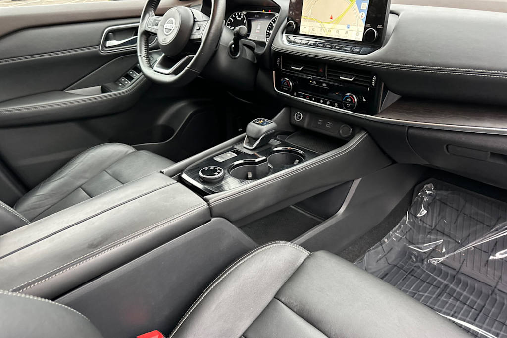 Thumbnail: 2021 Nissan Rogue - 12