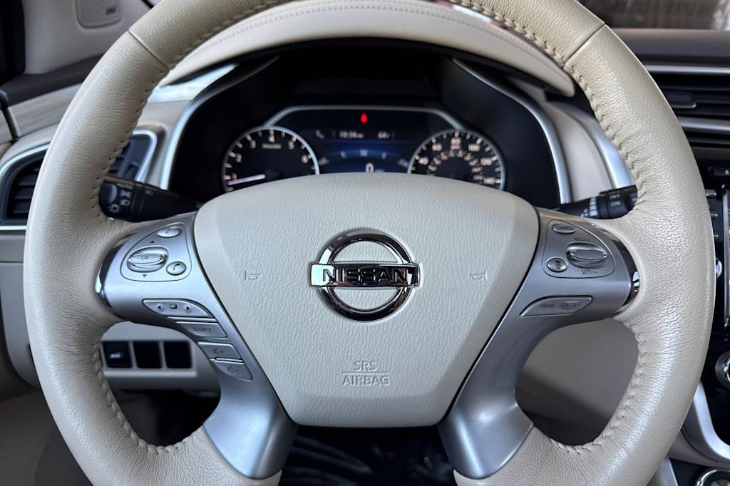 Thumbnail: 2016 Nissan Murano - 28