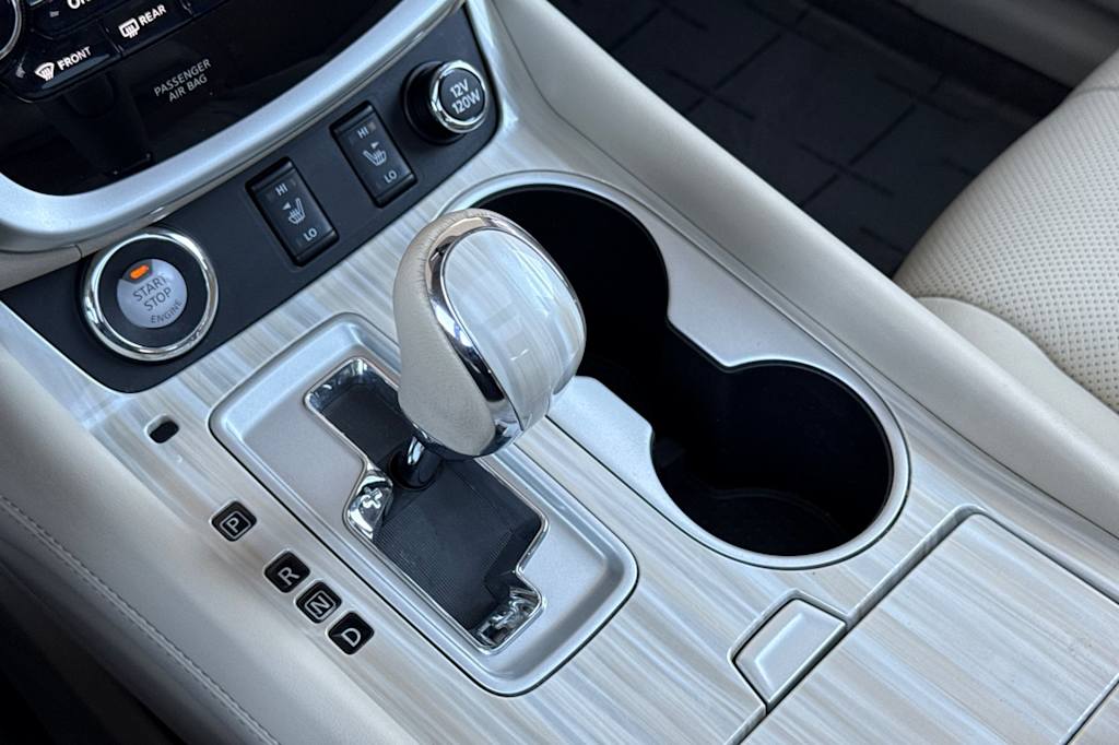 Thumbnail: 2016 Nissan Murano - 14