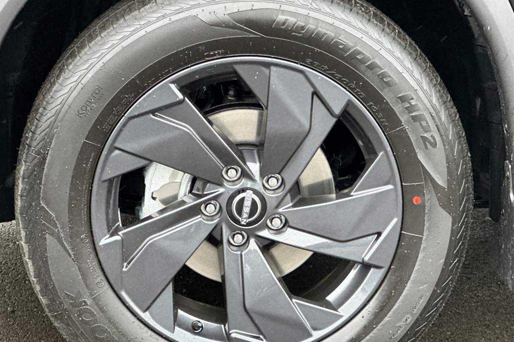 Thumbnail: 2026 Nissan Rogue - 8