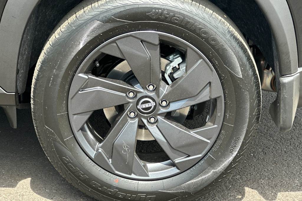Thumbnail: 2026 Nissan Rogue - 8