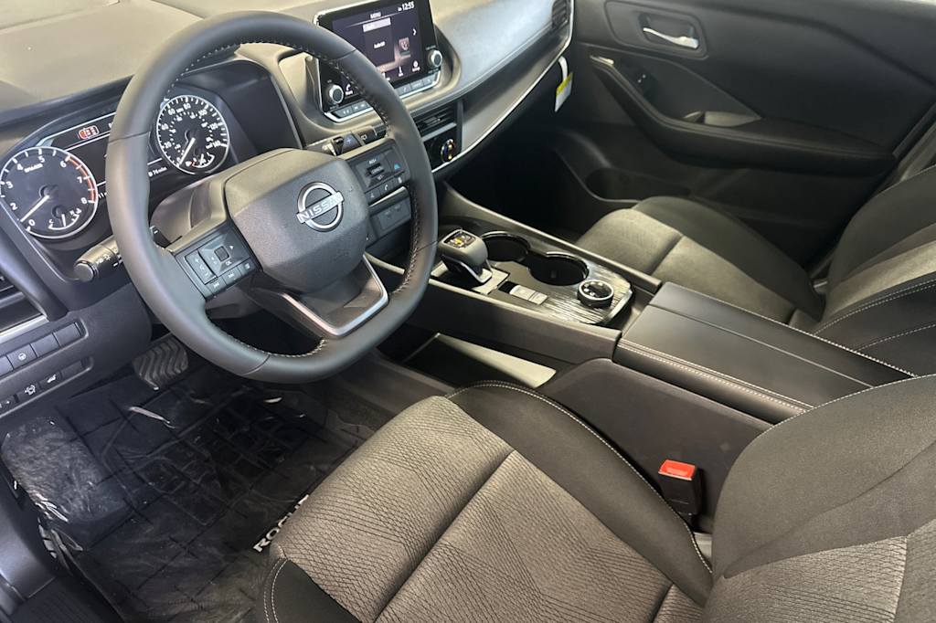 Thumbnail: 2026 Nissan Rogue - 9