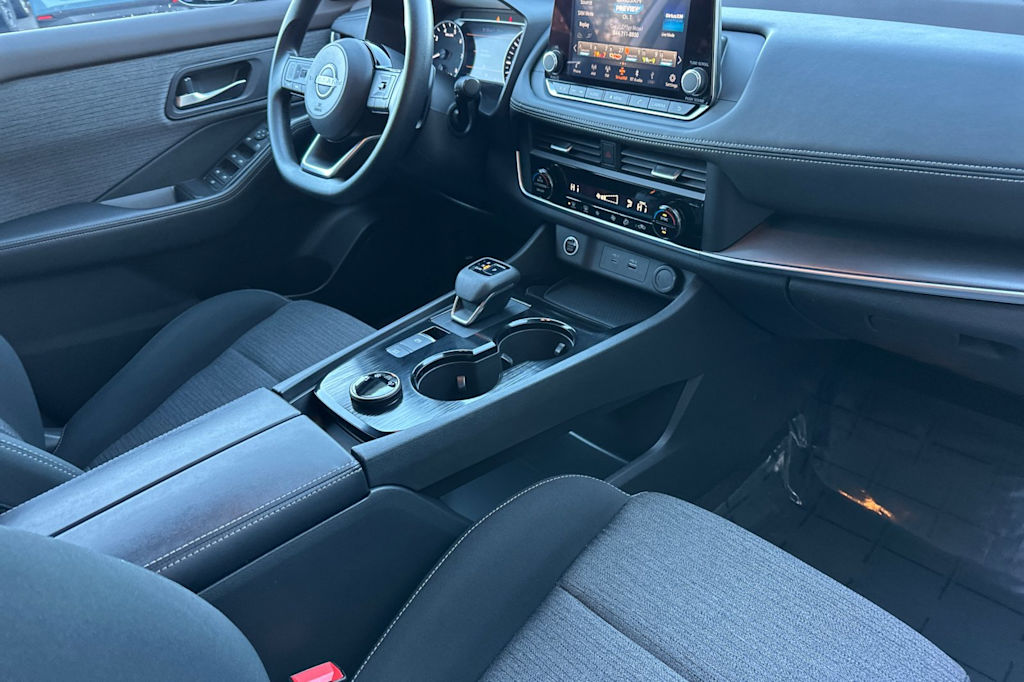 Thumbnail: 2023 Nissan Rogue - 11