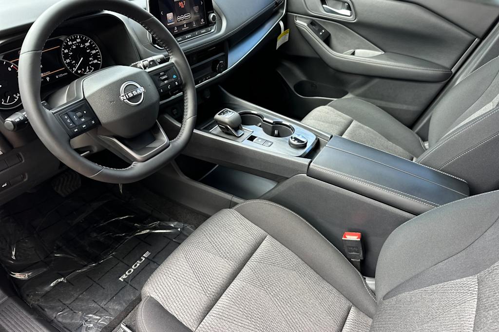 Thumbnail: 2026 Nissan Rogue - 9