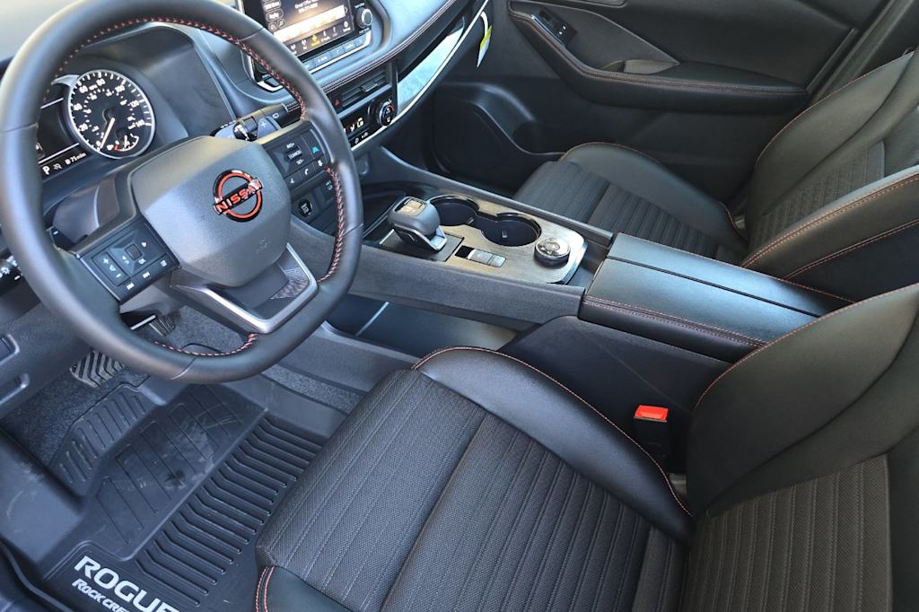 Thumbnail: 2026 Nissan Rogue - 9