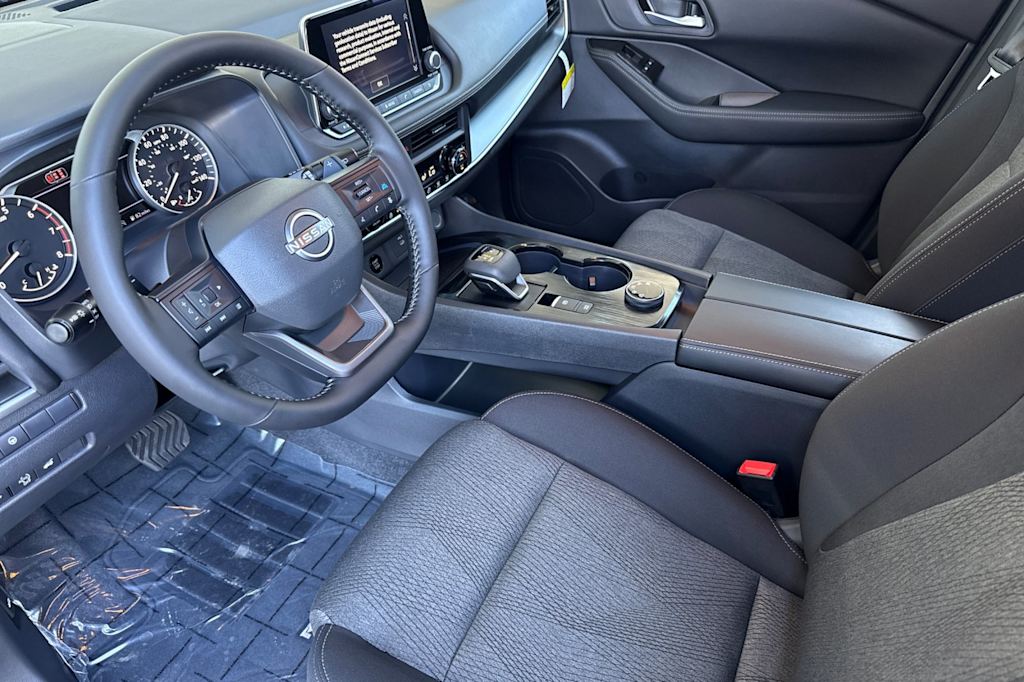 Thumbnail: 2026 Nissan Rogue - 10